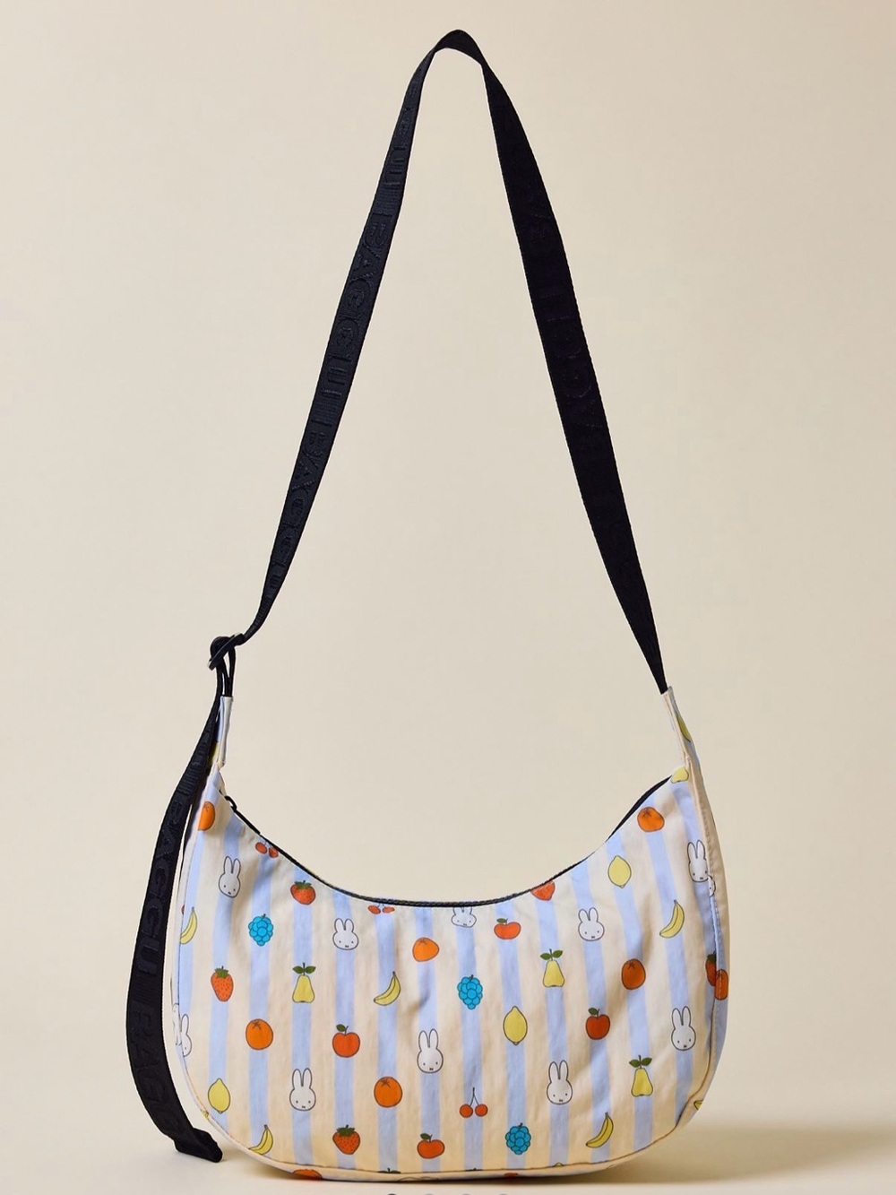 NWT BAGGU x Miffy Medium Nylon Crescent Bag Picnic Stripes UO Exclusive